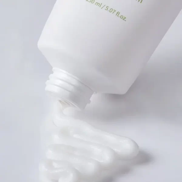 Cleansing-Foam-150ml_3 Madagascar Centella Cleansing Foam 150ml MIXSOON